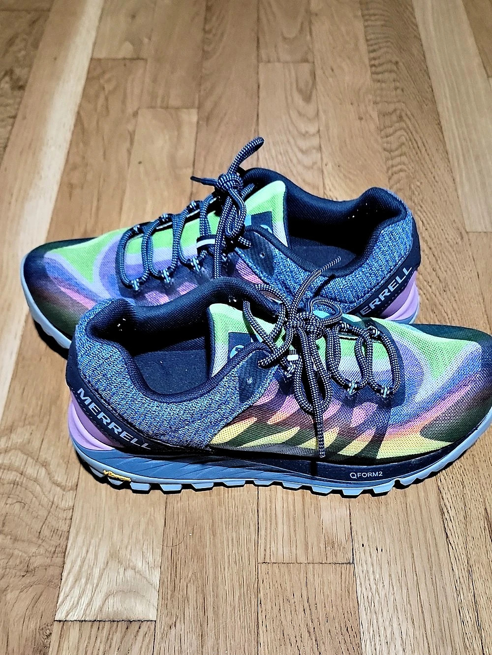 Merrell Nova 3 Women's Abstract Athletic Shoes US 9 Like New